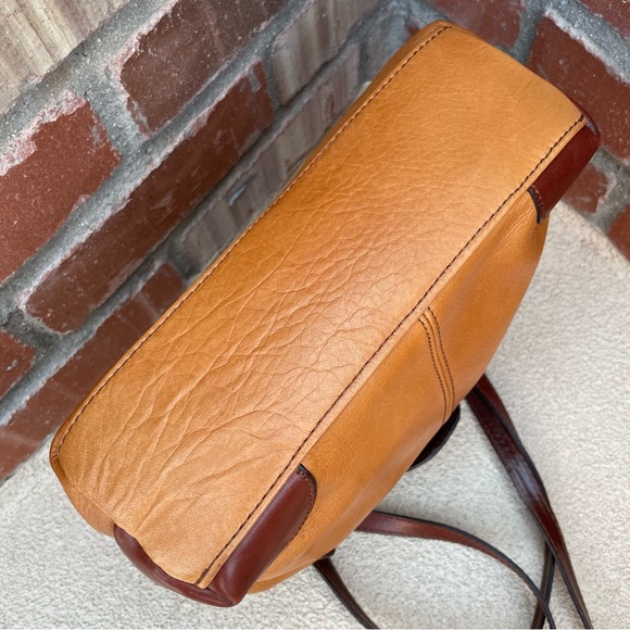 FLORENCE 🇮🇹 made in Italy, soft glove leather shoulder bag w/cashmere scarf - Picture 7 of 16